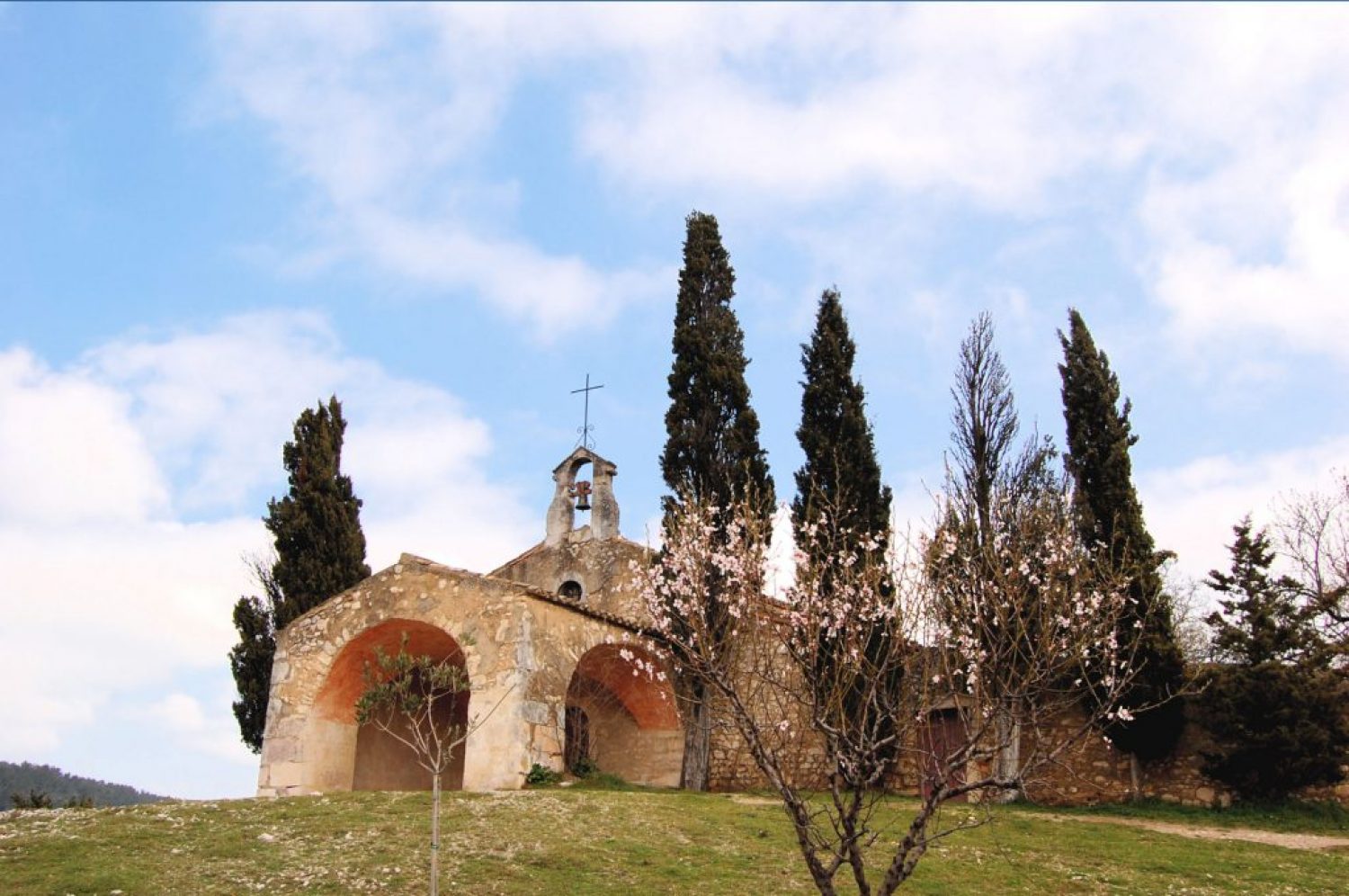 Alpilles Chapel Saint-Sixte